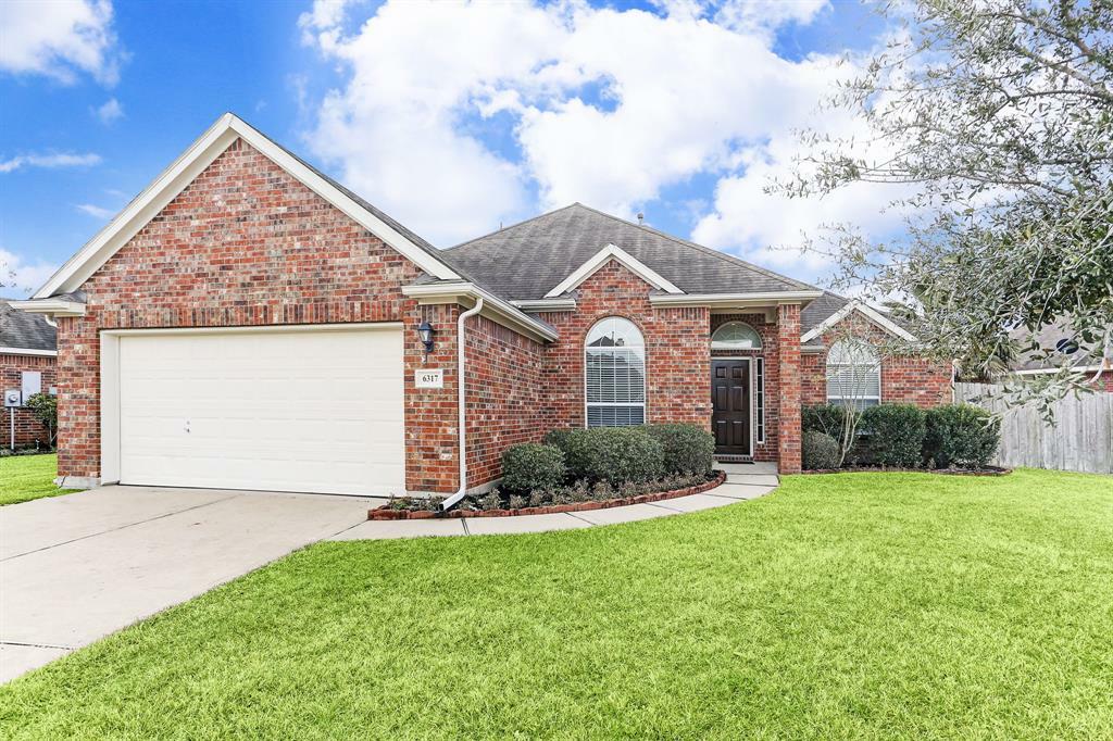 Property Photo: 6317 S Fawnlake Drive TX 77493