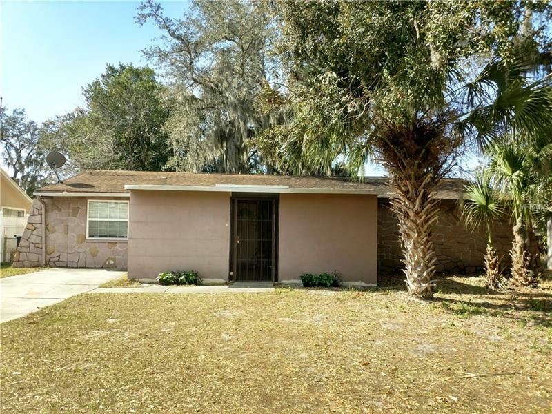 Property Photo: 8257 Greenleaf Circle FL 33615