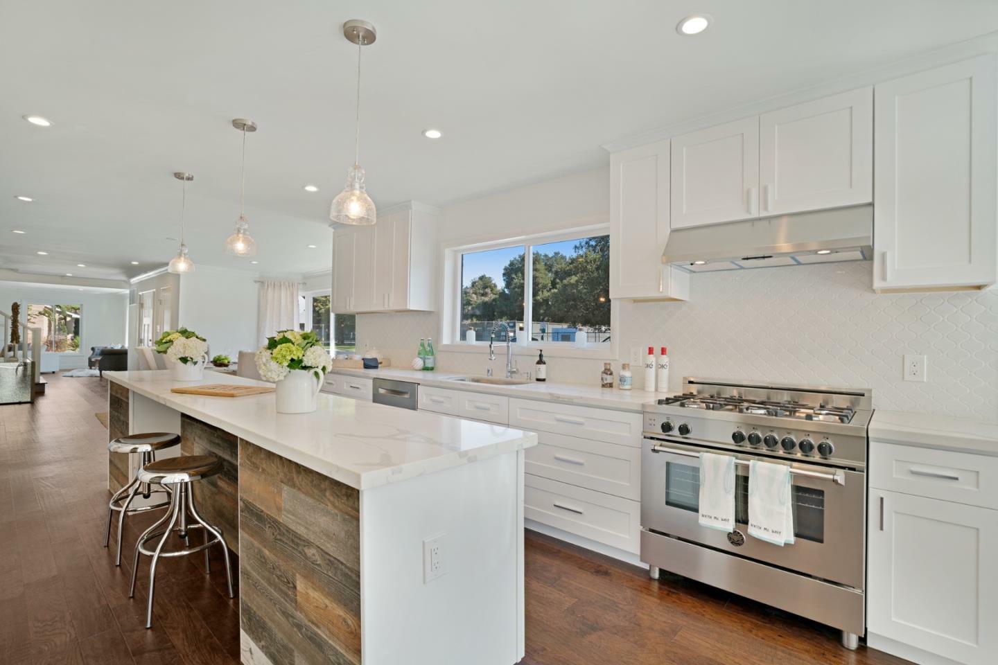 Property Photo: 1343 Willow Street CA 95125