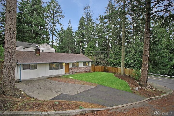 Property Photo: 18305 Dayton Ave N WA 98133