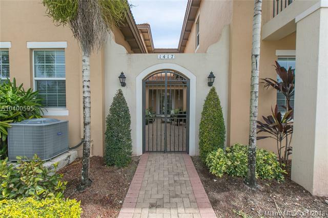 Property Photo:  1417 SW 147th Ter 1417  FL 33027 