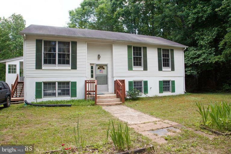 Property Photo:  9032 Hunters Creek Drive  VA 22551 