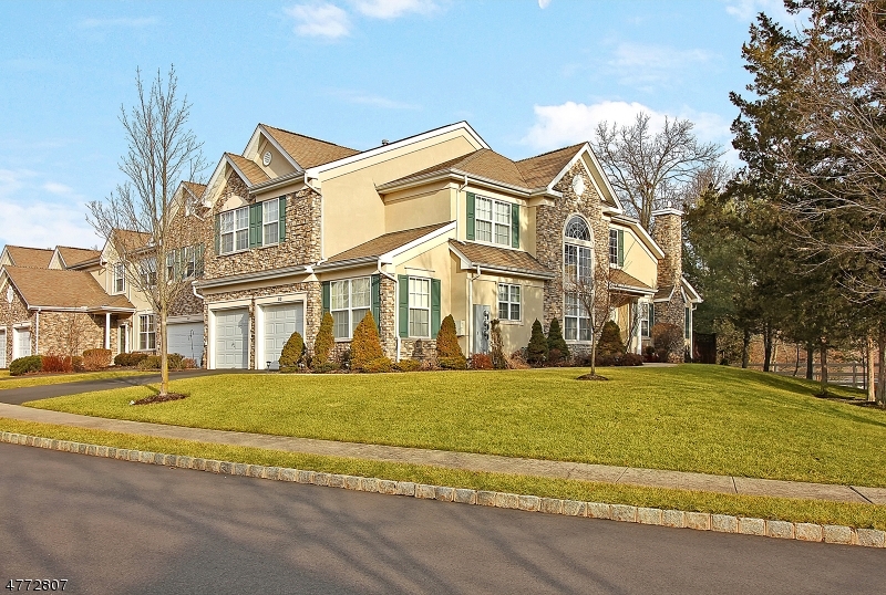 Property Photo: 80 Ebersohl Cir NJ 08889
