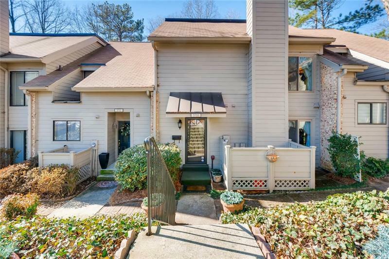 Property Photo: 3710 Stonewall Circle SE 30339