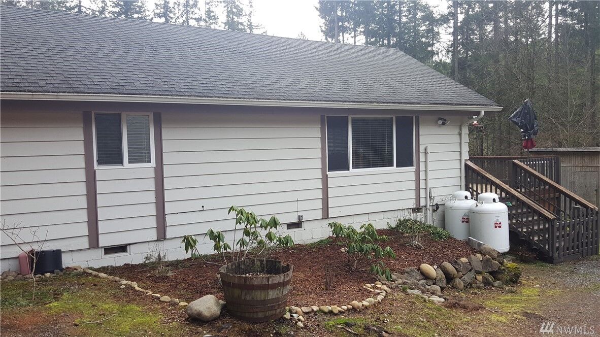 Property Photo:  18041 Upland Dr SE  WA 98597 
