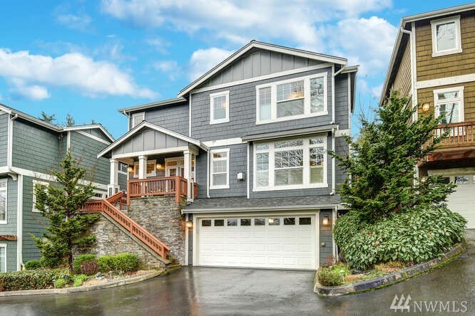 Property Photo:  11418 99th Place NE  WA 98033 