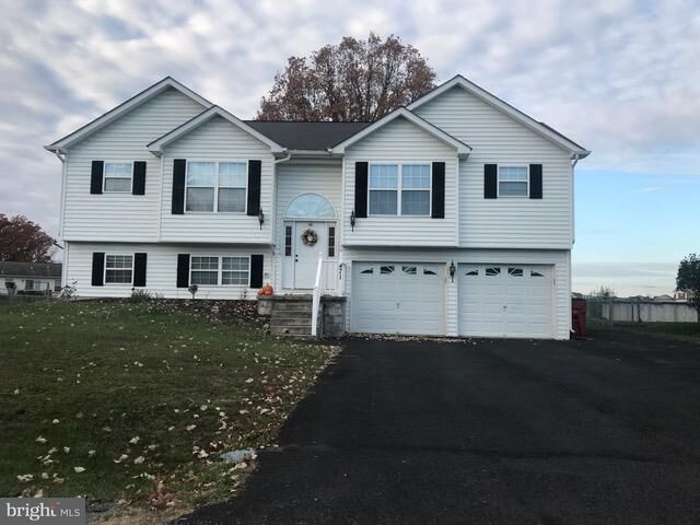Property Photo: 471 Thoreau Drive WV 25428
