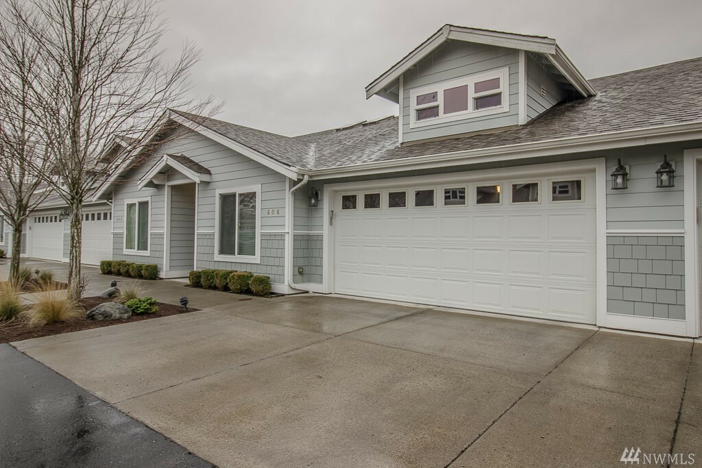 Property Photo:  606 Sunflower C-3  WA 98226 