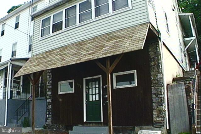 Property Photo: 327 S 3rd Street PA 17113