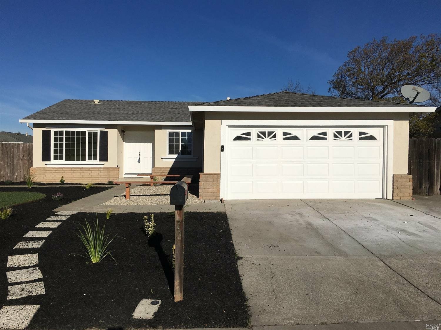 Property Photo:  70 Terry Lane  CA 94585 