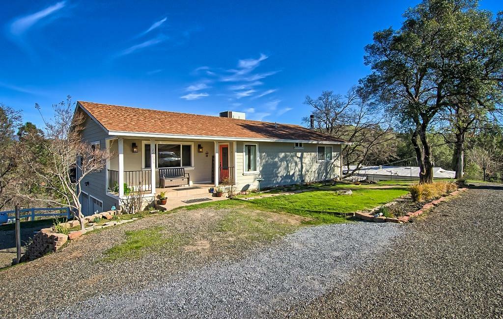 Property Photo:  22095 Loop Drive  CA 96003 