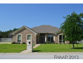 Property Photo: 3920 Bella Vista TX 76548