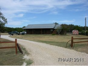 Property Photo:  371 Falcon Lane  TX 76539 