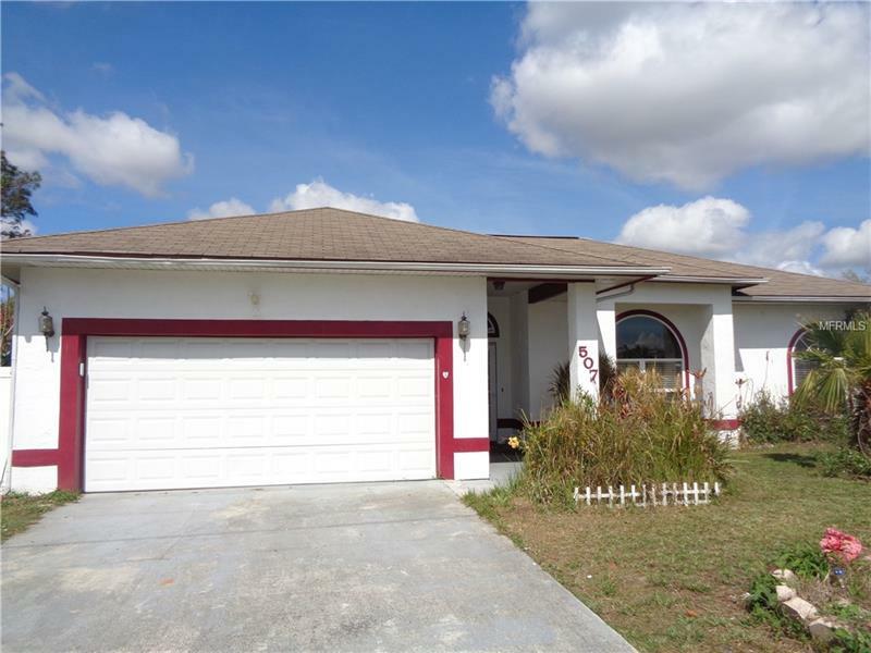 Property Photo:  507 Hummingbird Court  FL 34759 