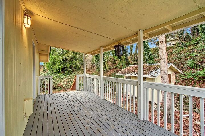 Property Photo: 11827 166th Dr NE WA 98223