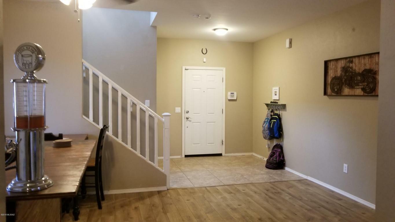 Property Photo: 618 W Charles L McKay Street AZ 85641