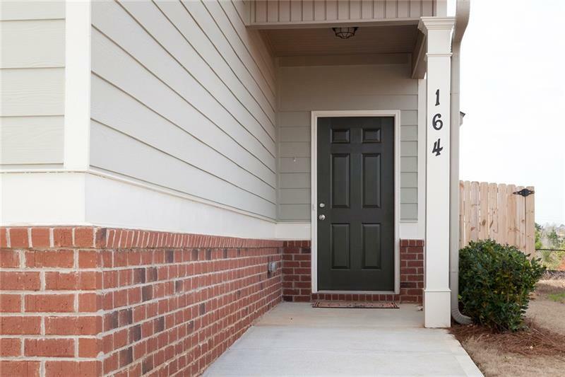 Property Photo: 164 Leland Lane 30253