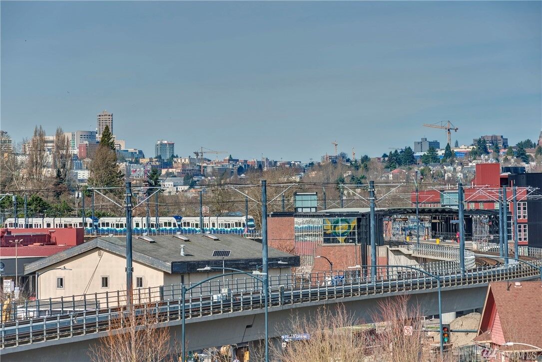 Property Photo:  3311 Claremont Ave S C  WA 98144 