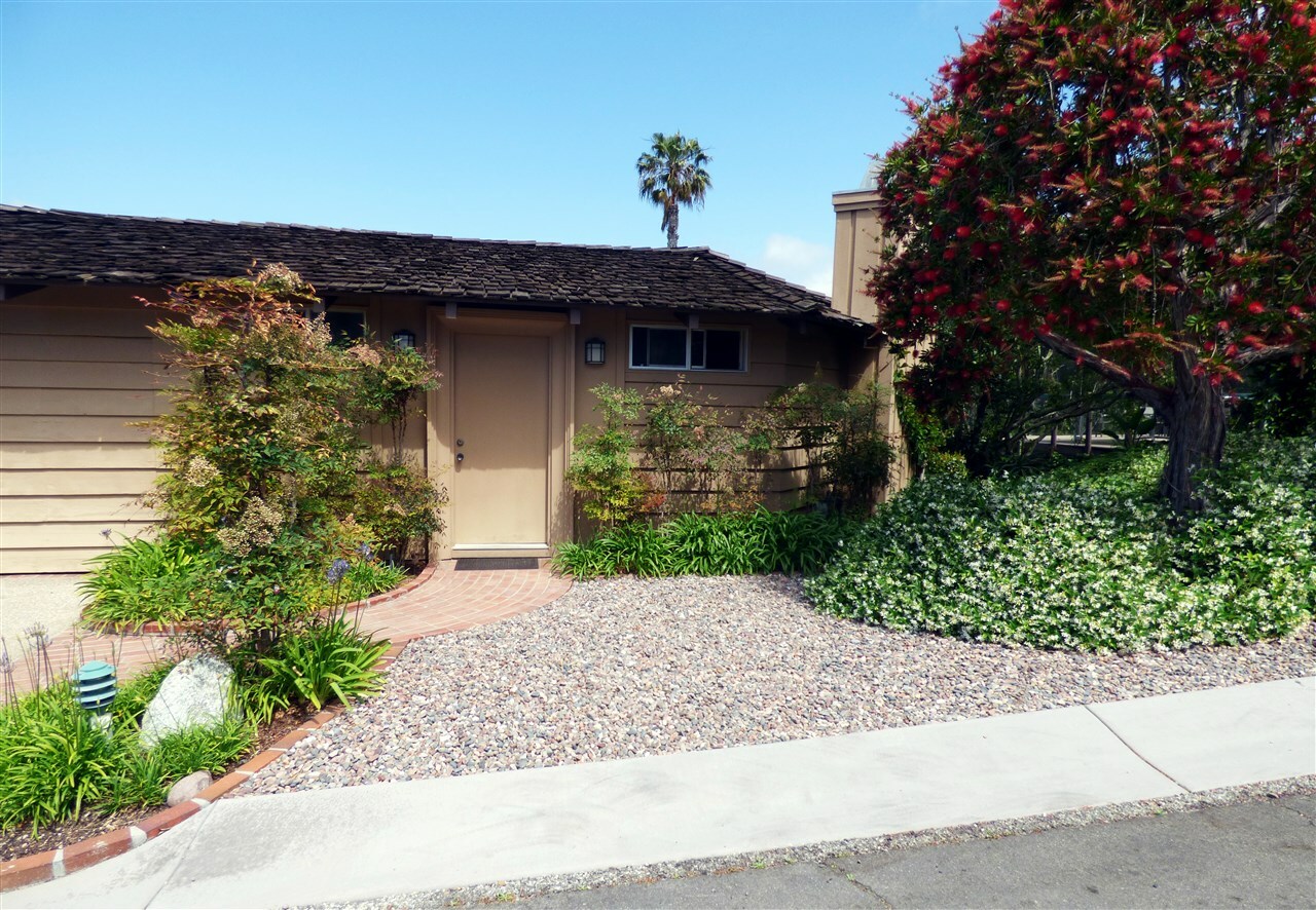 Property Photo:  7816 Lookout Drive  CA 92037 