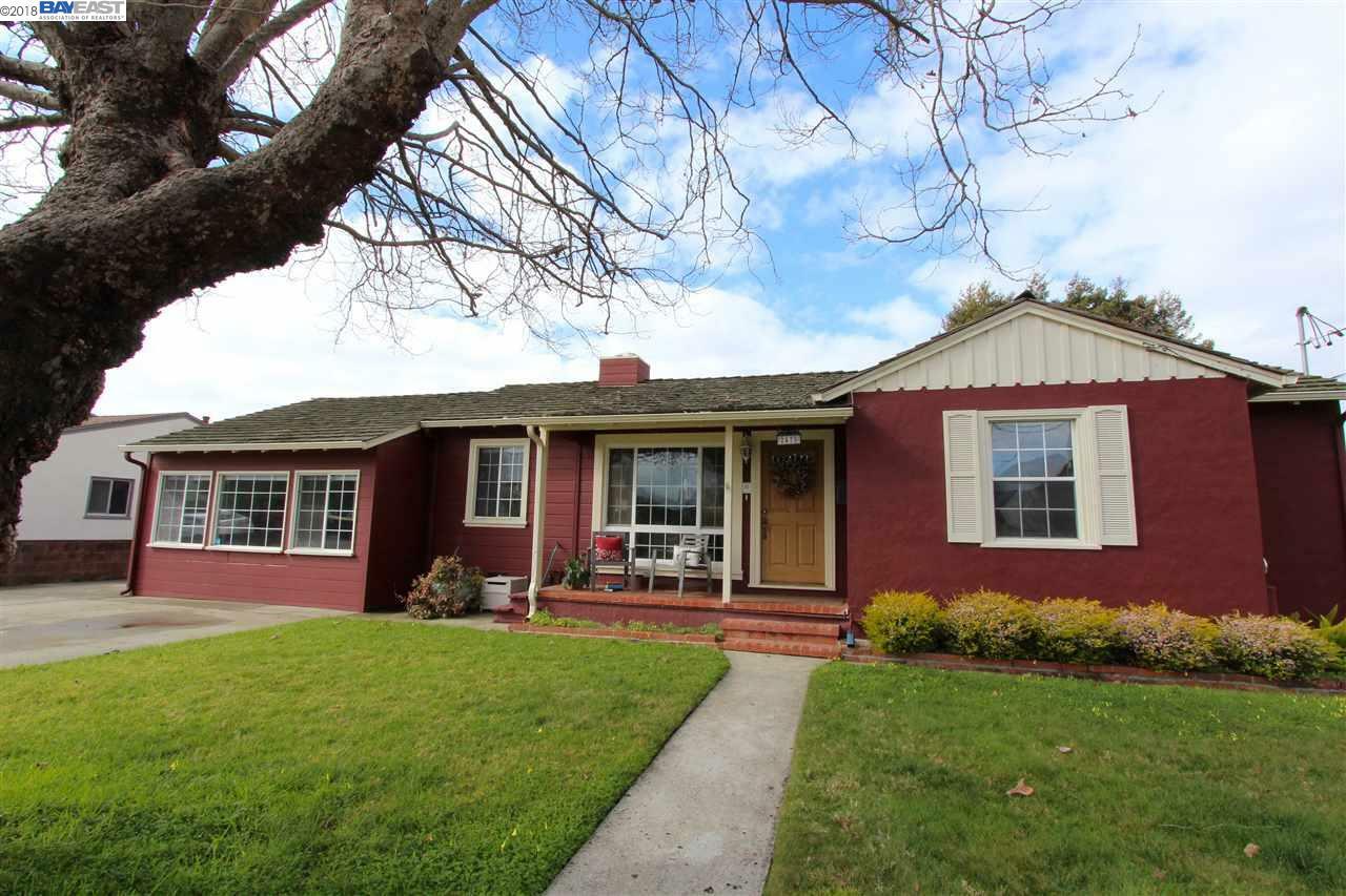 Property Photo:  2475 W Avenue 133rd  CA 94577 