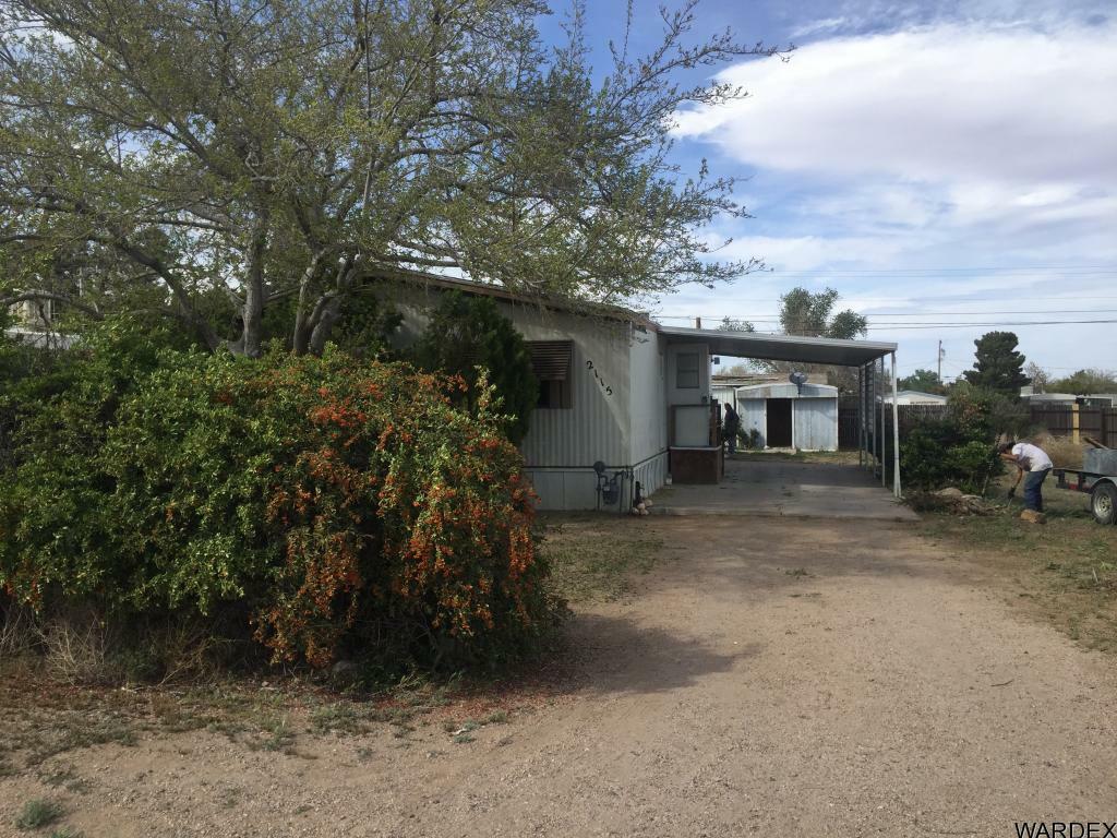 Property Photo:  2115 E Butler Ave  AZ 86409 