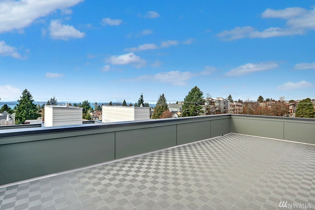 Photo de la propriété: 6010 A California Ave SW WA 98136