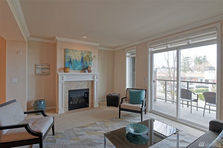 Property Photo:  505 5th Ave S 206  WA 98020 