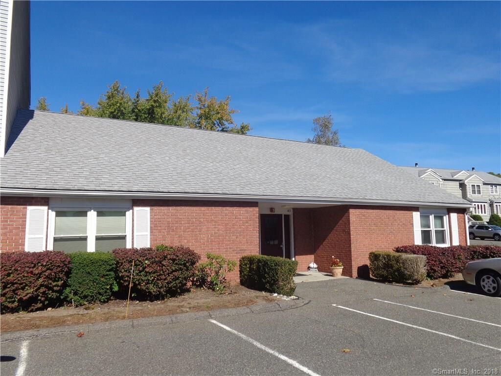 Property Photo:  45 Southwind Lane 45  CT 06460 