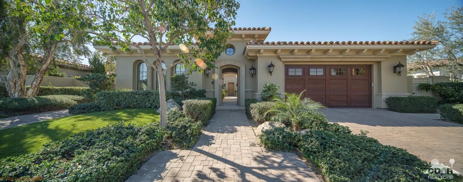 Property Photo: 76335 Via Uzzano CA 92210