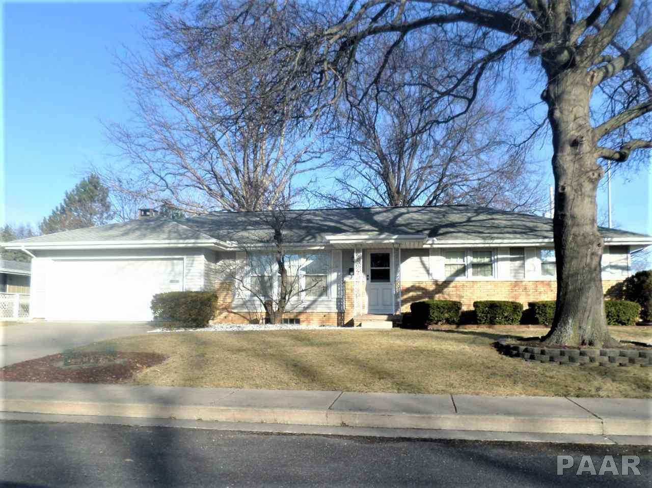 Property Photo:  2818 N Rockwood  IL 61604 