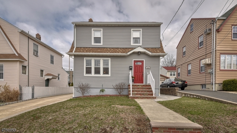 Property Photo:  413 Sussex Rd  NJ 07075 