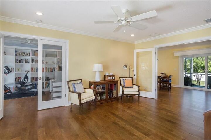 Property Photo:  404 Baycrest Drive  FL 34285 