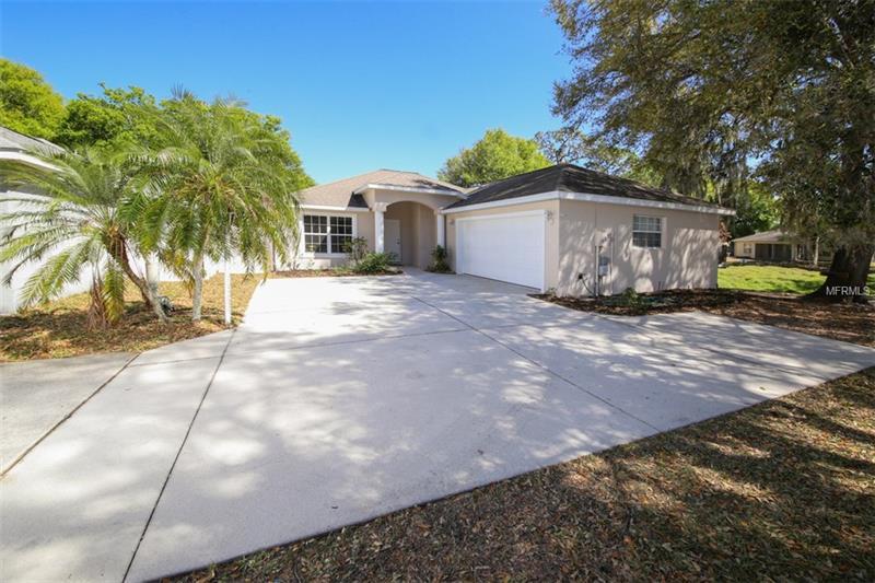 Property Photo:  1621 Summer Breeze Way  FL 34232 