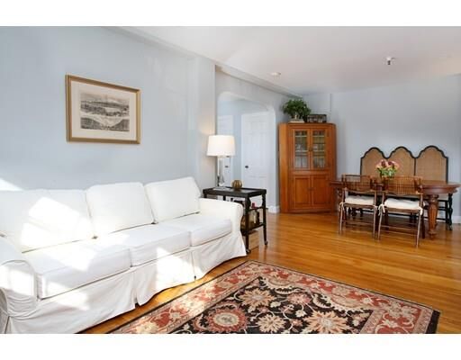 Property Photo:  255 Beacon Street 3  MA 02116 