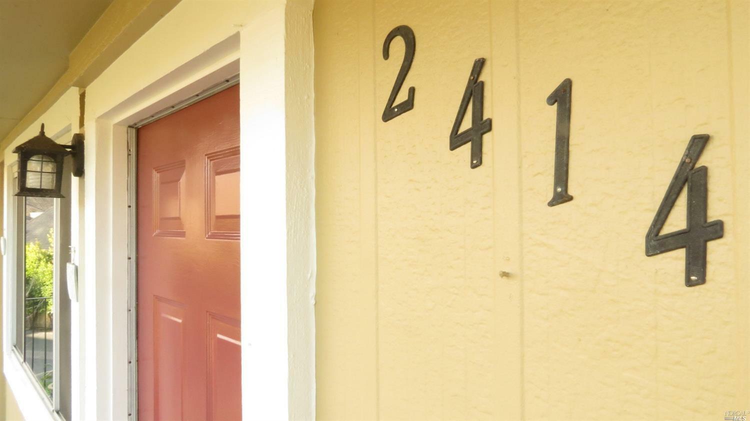 Property Photo: 2414 Plata Court CA 95403