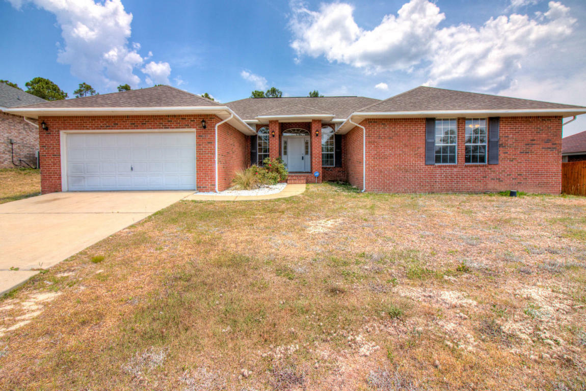 Property Photo: 116 Strike Eagle Drive FL 32536