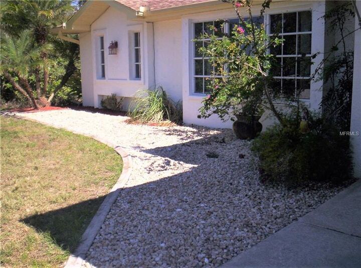 Property Photo:  5420 Chard Terrace  FL 33981 