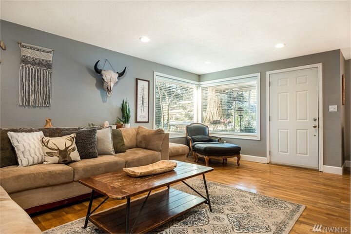 Property Photo:  7409 NE 145th St  WA 98034 