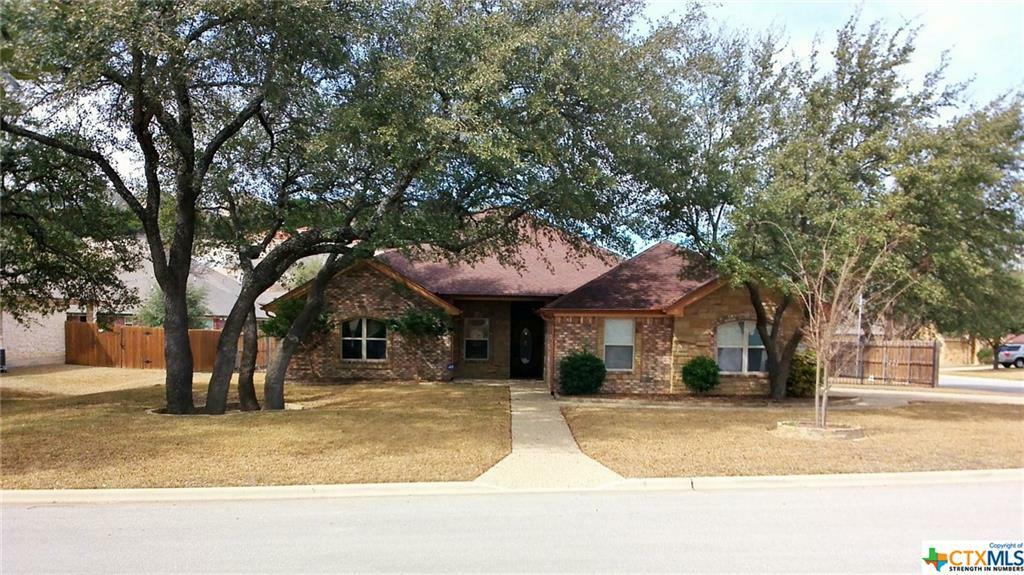 Property Photo: 1919 Deer Field Way TX 76548
