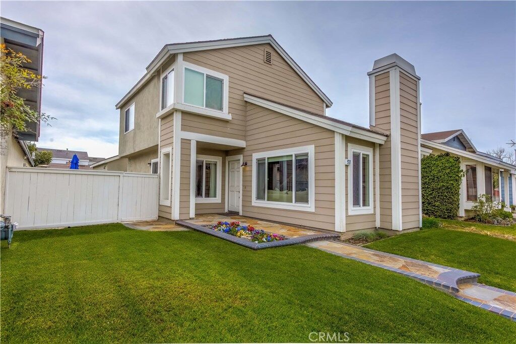 Property Photo:  53 Eagle Run  CA 92614 