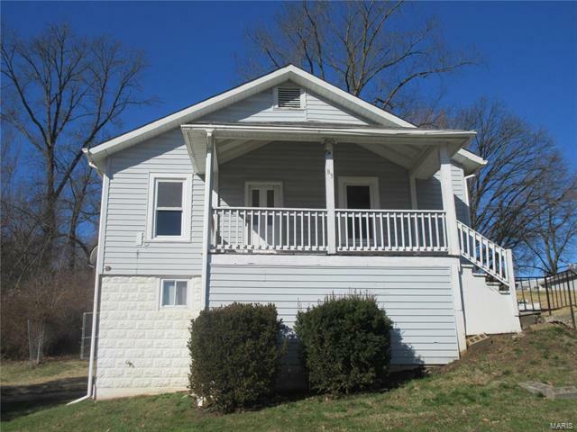 Property Photo:  83 Clark Avenue   63135 