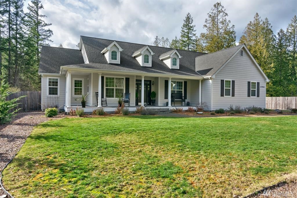 Property Photo:  10966 Glenwood Rd SW  WA 98367 