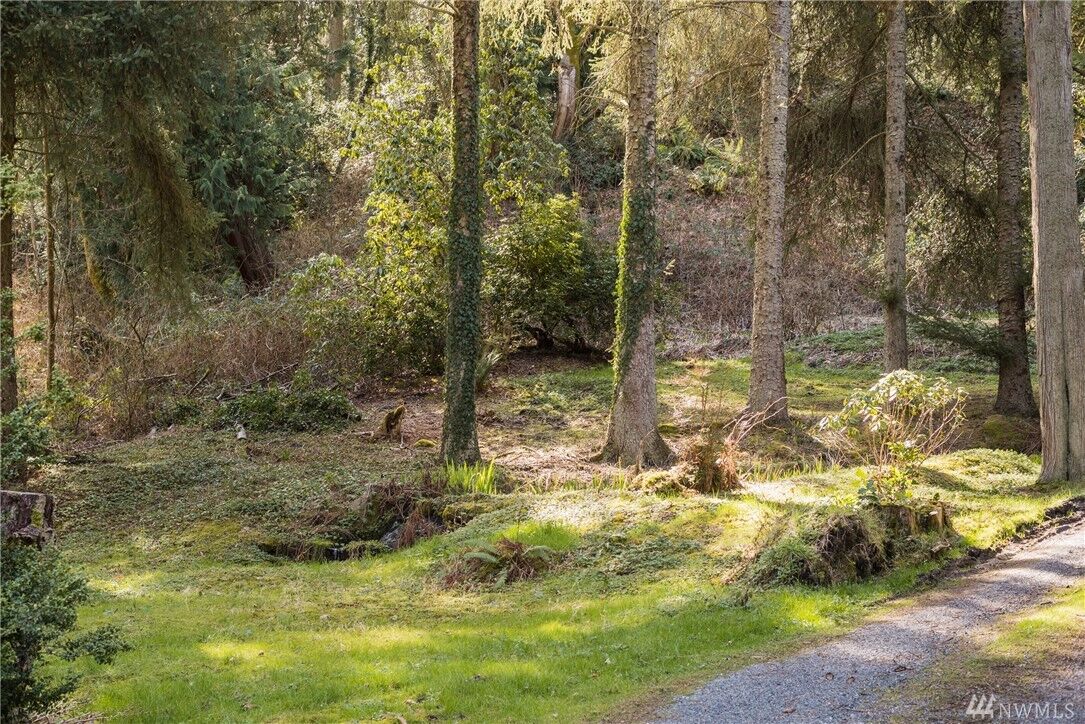 Property Photo:  17700 28th Ave NE  WA 98155 