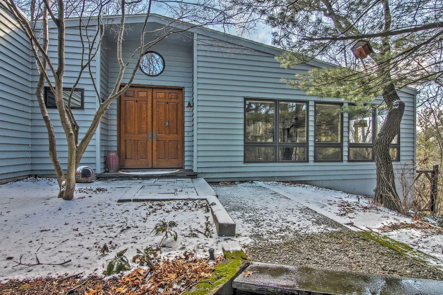 Property Photo:  6 Circle Drive  IN 46304 