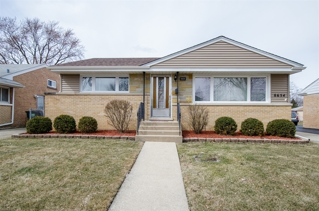Property Photo: 8654 Oleander Avenue IL 60714