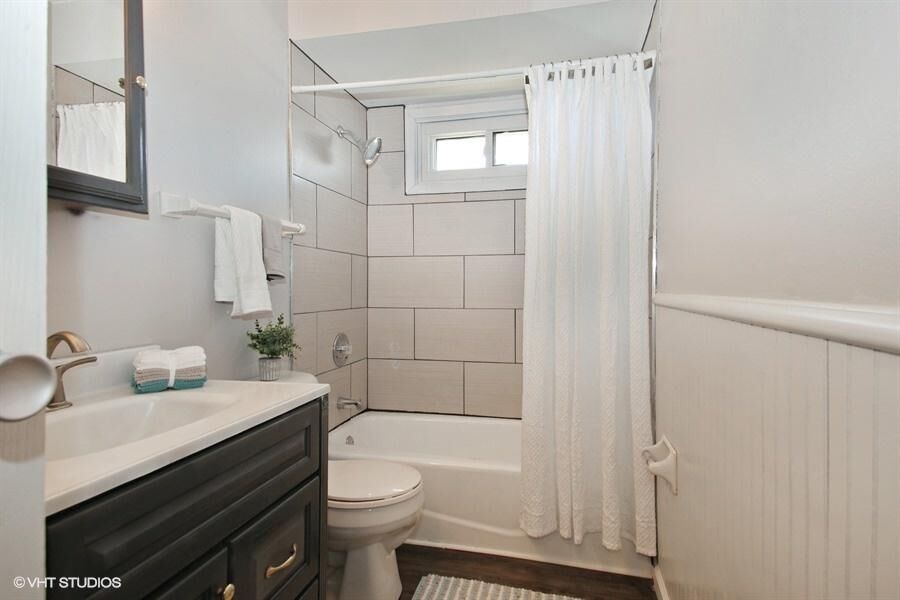 Property Photo:  919 Clear View Dr  WI 53090 