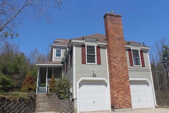 Property Photo: 20 Kittredge Road NH 03057