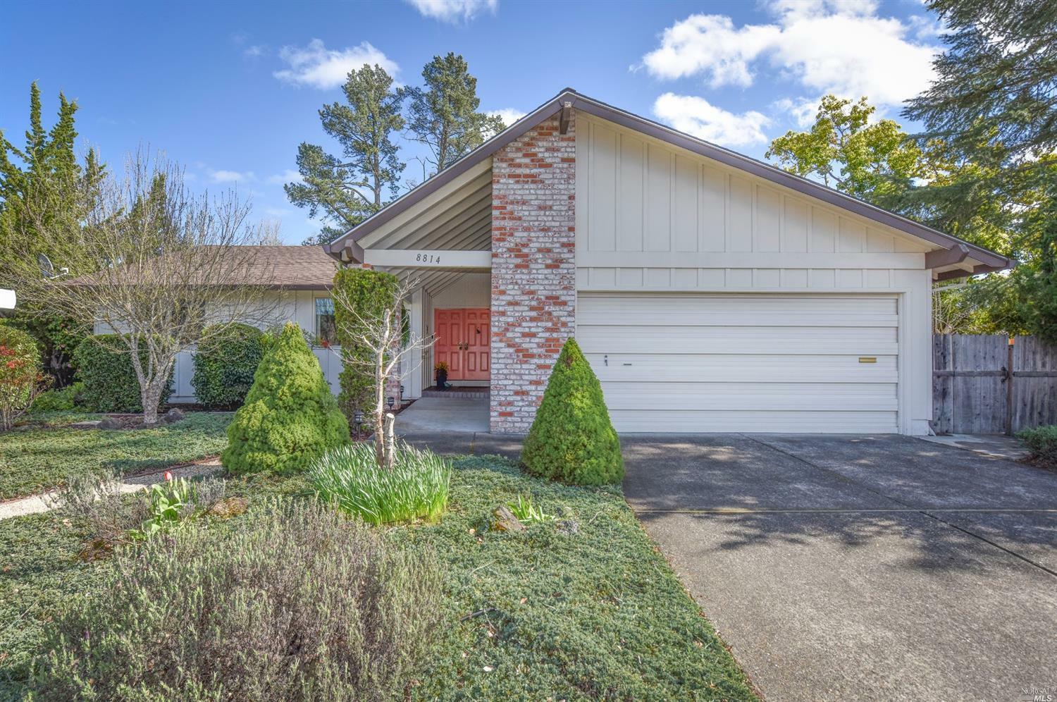 Property Photo: 8814 Oak Trail Drive CA 95409