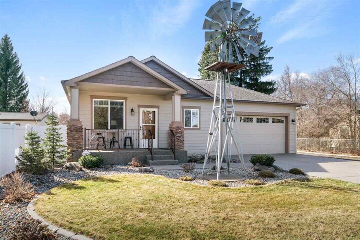 18414 E Mission Ave  Spokane Valley WA 99016 photo