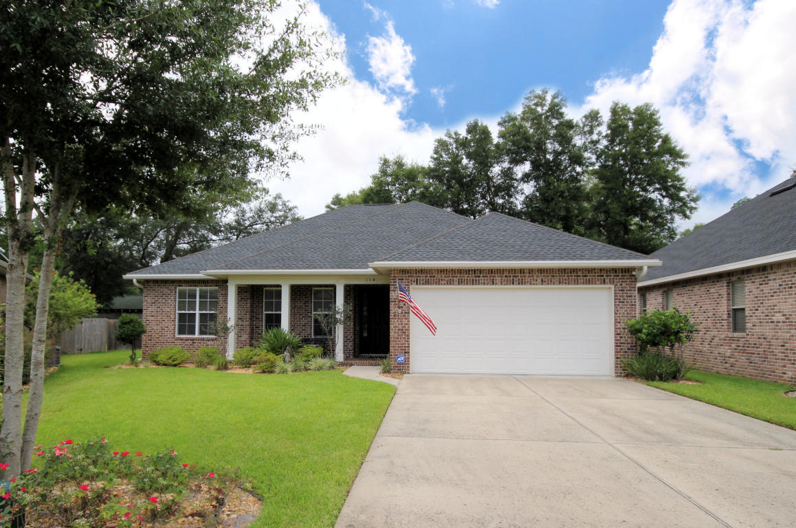 Property Photo:  114 Arrowhead Way  FL 32578 